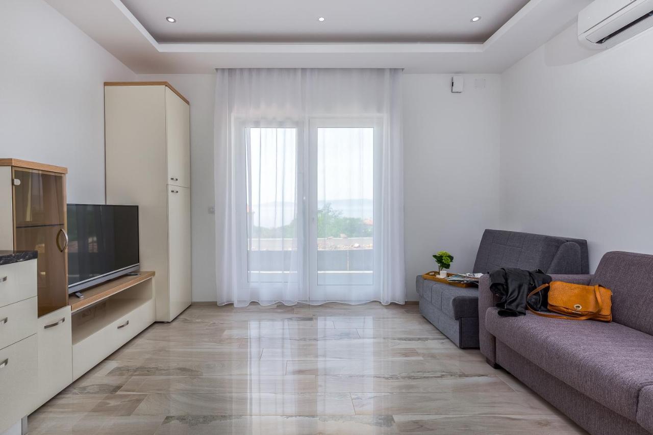 Luxury Apartments Kostrena With Pool 2 ภายนอก รูปภาพ