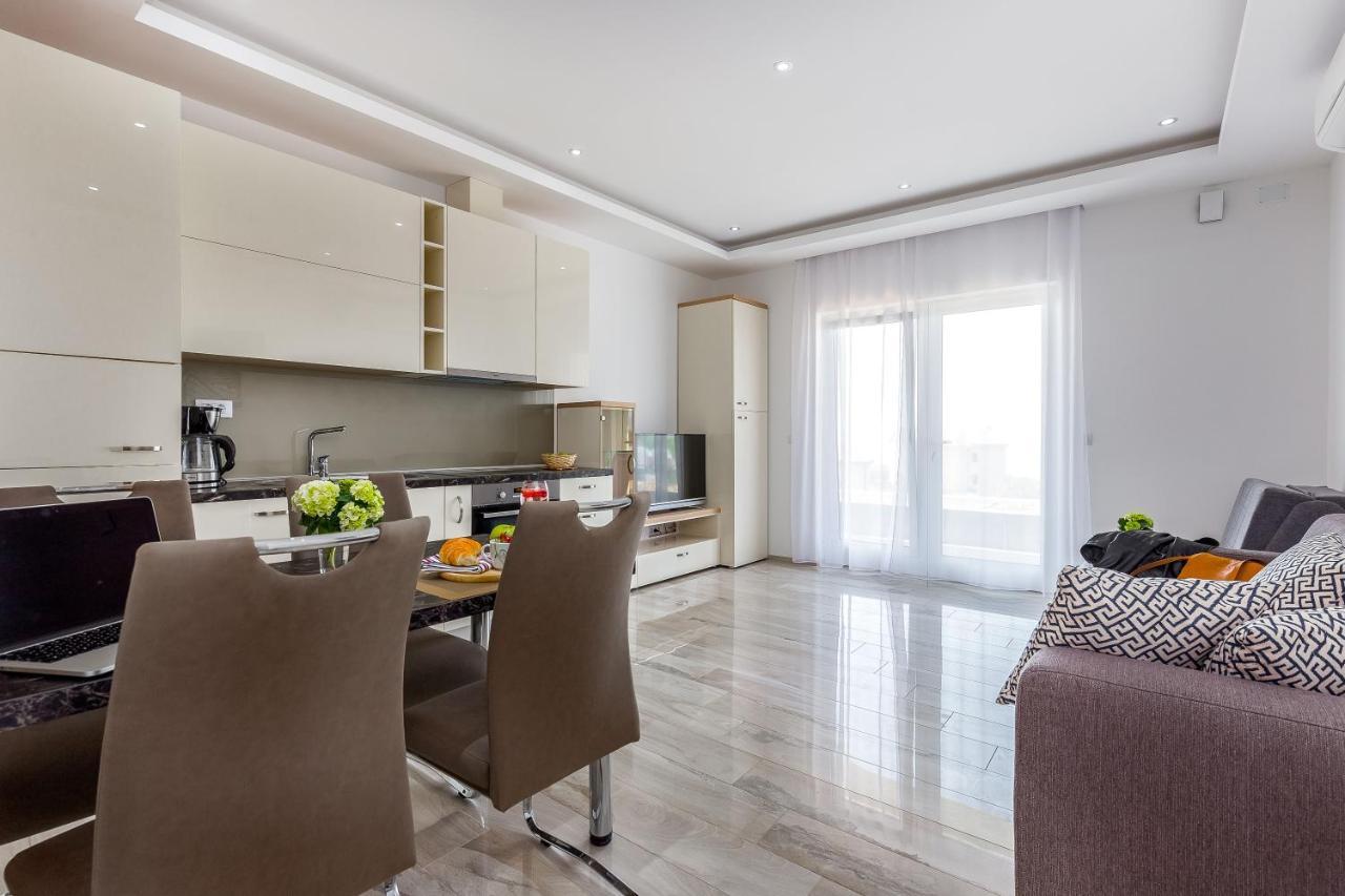 Luxury Apartments Kostrena With Pool 2 ภายนอก รูปภาพ